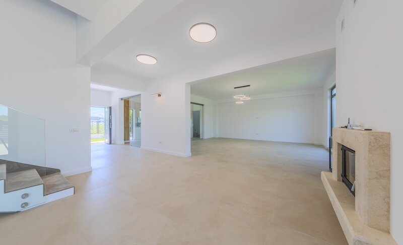 Snagov, Zorelelor, vila P+M 4 dormitoare, bucatarie utilata piscina semineu