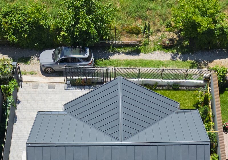 Snagov, Zorelelor, vila P+M 4 dormitoare, bucatarie utilata piscina semineu