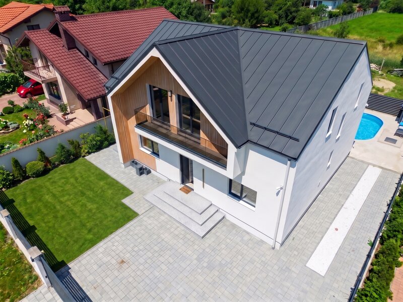 Snagov, Zorelelor, vila P+M 4 dormitoare, bucatarie utilata piscina semineu